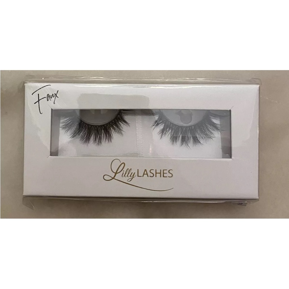 Lilly Lashes Lite Faux Mink False Lashes-Luxe NIB🪷